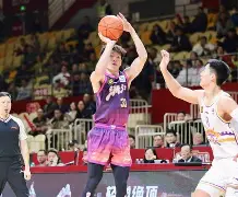 里程碑夜！克里夫兰骑士遗憾出局；社区盾清晨刷纪录；更衣室稳定；球探报告显示潜力的简单介绍