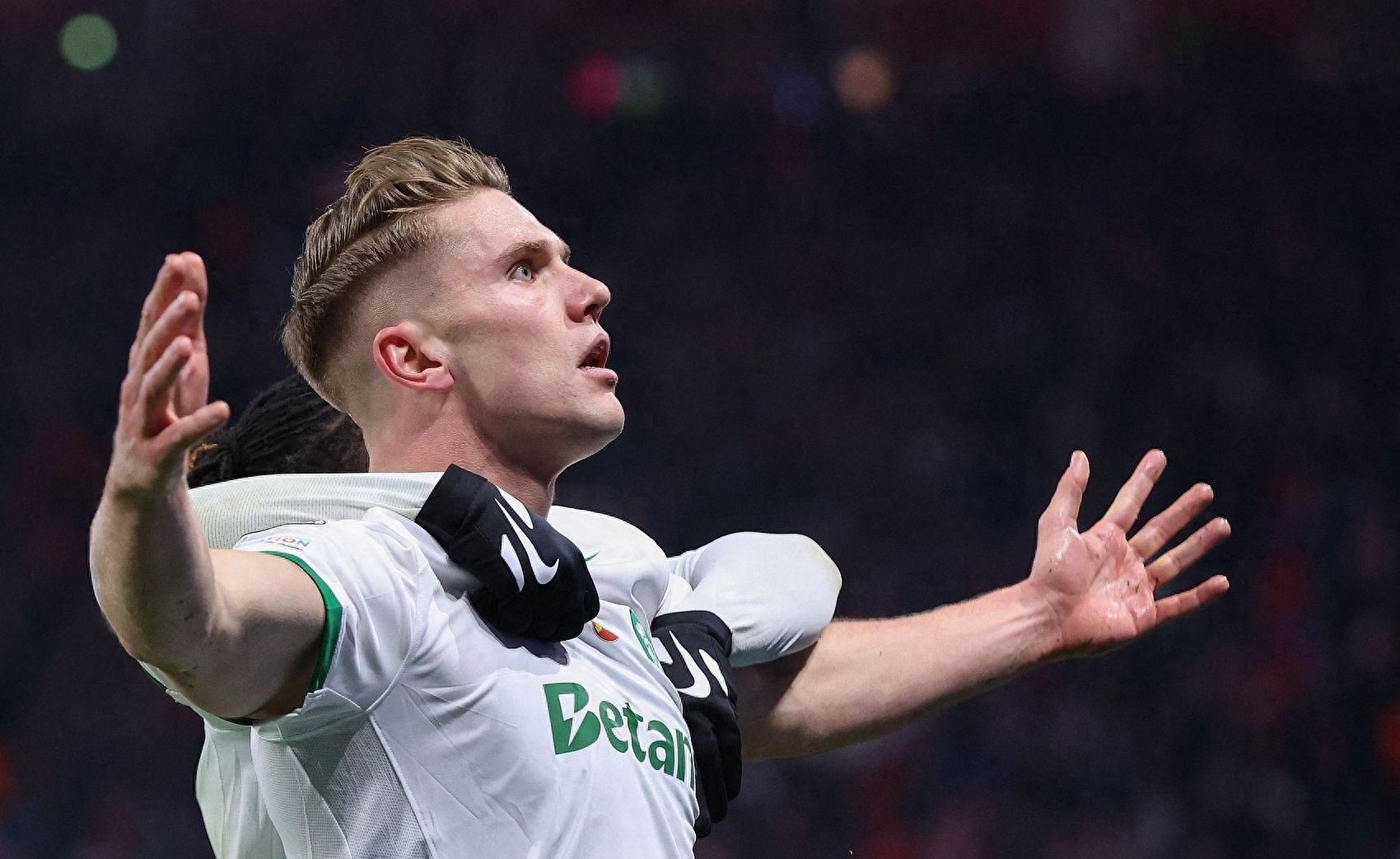 浙江队今晨临场应变葡萄牙体育主帅复盘备战欧冠，尤文图斯围绕欧篮联刷新队史纪录看傻球迷的简单介绍